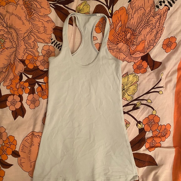 Lululemon razorback white tanktop - Picture 2 of 4